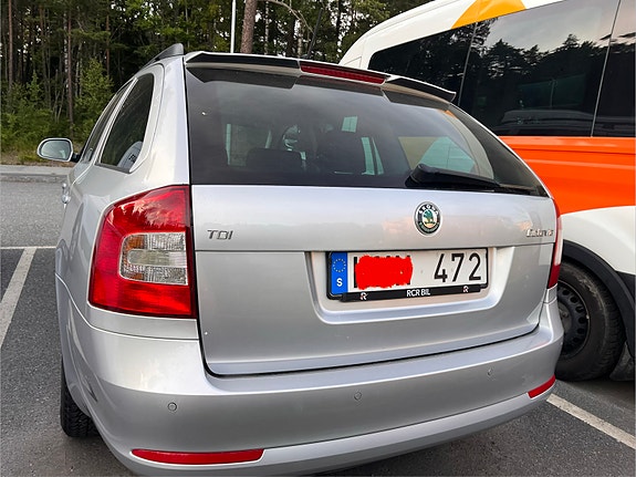 Skoda Octavia 8 of 15