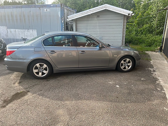 BMW 525d 10 of 12
