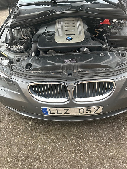 BMW 525d 6 of 12