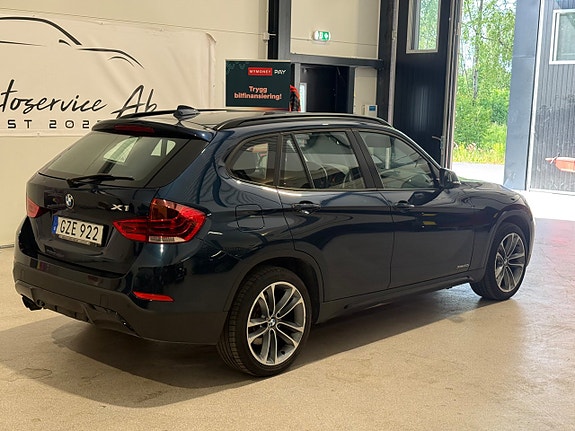 BMW X1 3 of 5