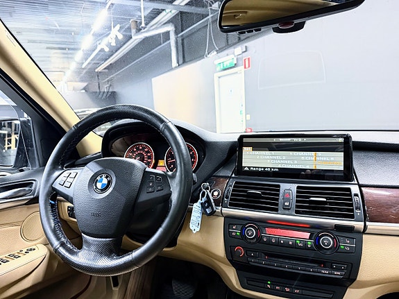 BMW X5 15 of 17