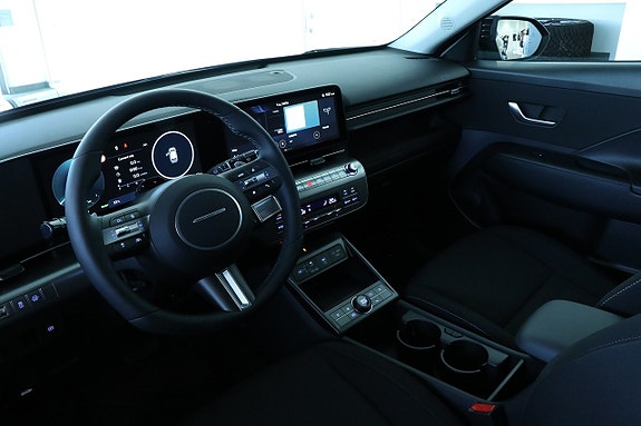 Hyundai Kona 8 of 16
