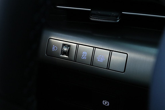 Hyundai Kona 15 of 16