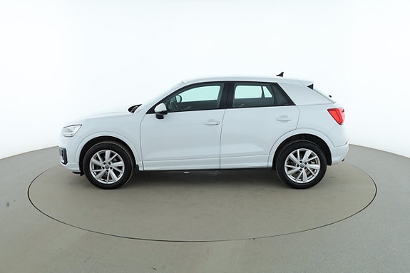 Audi Q2 2 of 30