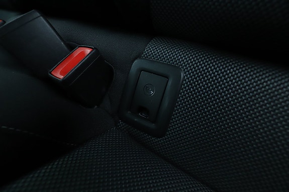 Audi Q2 25 of 30