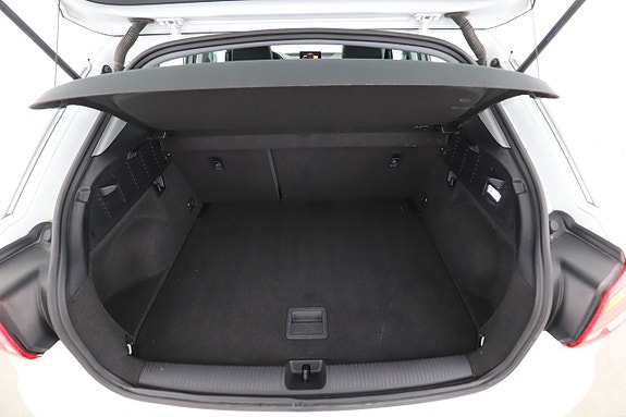 Audi Q2 16 of 30
