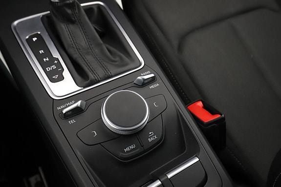Audi Q2 22 of 30
