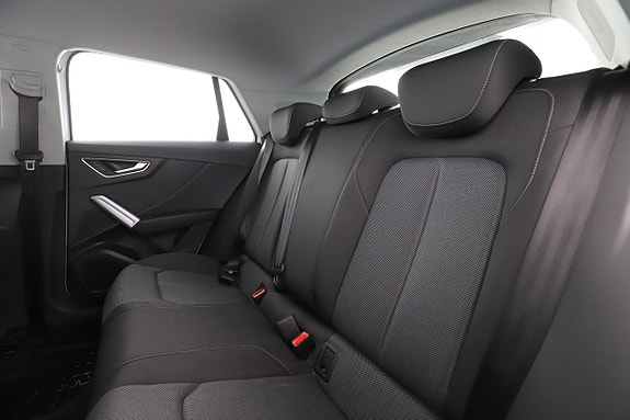 Audi Q2 13 of 30