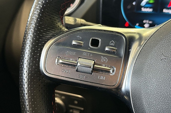Mercedes-Benz GLA200 d 10 of 27