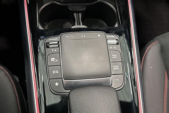Mercedes-Benz GLA200 d 18 of 27