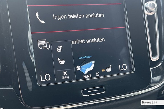 Volvo XC40 27 of 30