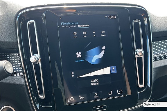 Volvo XC40 26 of 30
