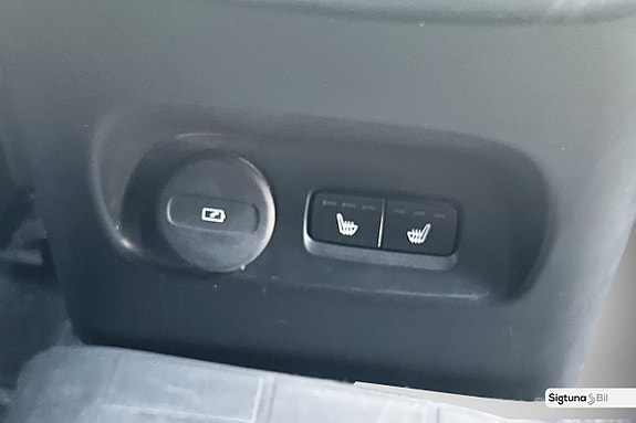 Volvo XC40 14 of 30
