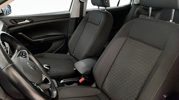 Volkswagen T-Cross 8 of 12