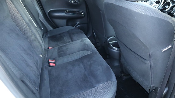 Nissan Juke 8 of 12