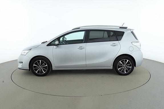 Toyota Verso 2 of 5