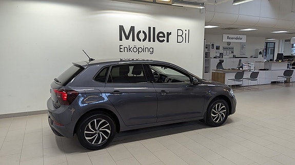 Volkswagen Polo 3 of 5