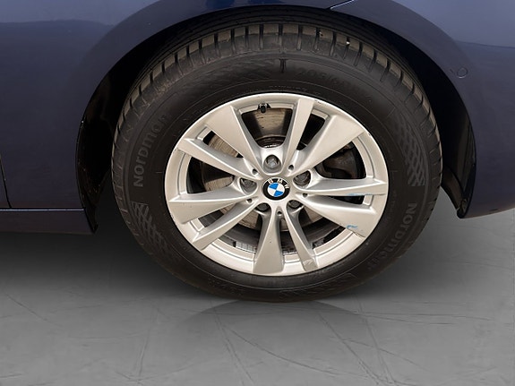 BMW 218i 28 of 28