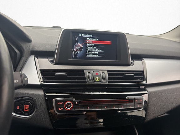 BMW 218i 18 of 28