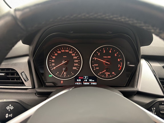 BMW 218i 14 of 28