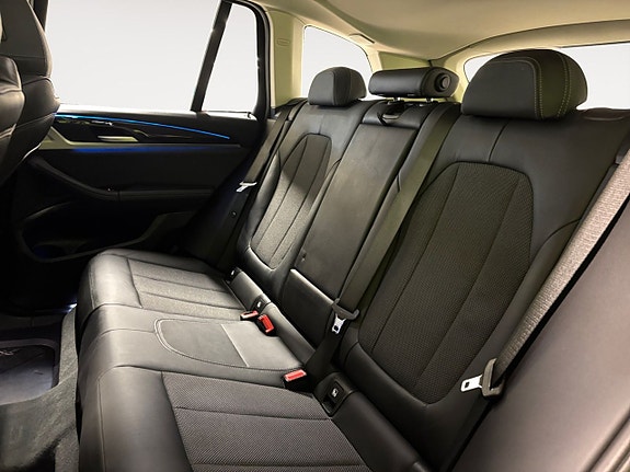 BMW X3 14 of 23