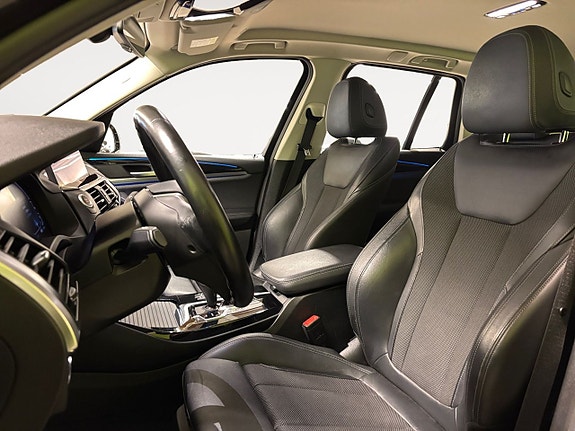 BMW X3 9 of 23