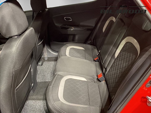 Kia Ceed 9 of 14