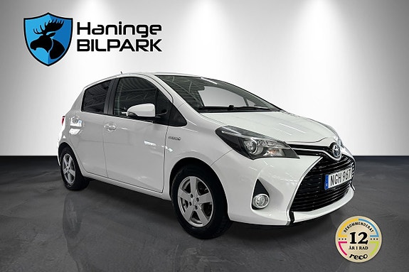 Toyota Yaris 5 of 5