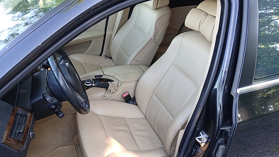 BMW 530Xi 4 of 7
