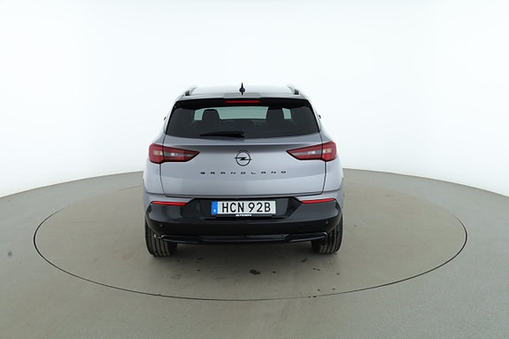 Opel Grandland X 4 of 5