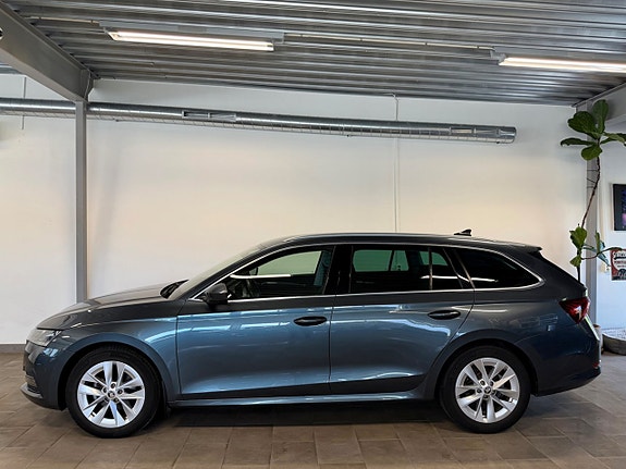 Skoda Octavia 3 of 5