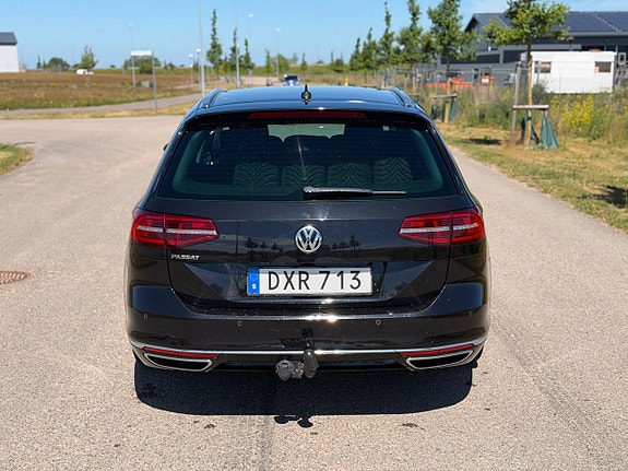 Volkswagen Passat 4 of 5
