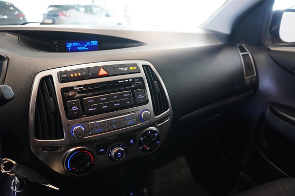 Hyundai i20 7 of 10