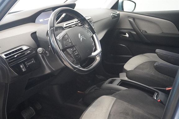 Citroen C4 Picasso 2 of 5