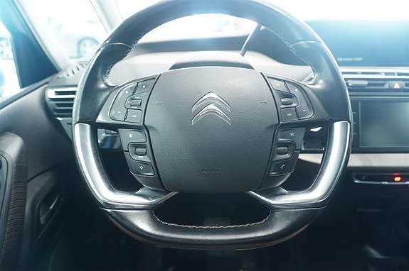 Citroen C4 Picasso 10 of 15
