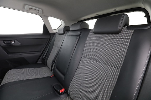 Toyota Auris 14 of 30