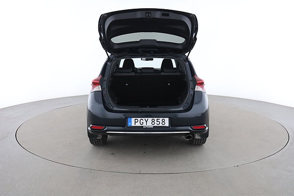 Toyota Auris 16 of 30