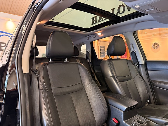 Nissan X-Trail 15 of 23