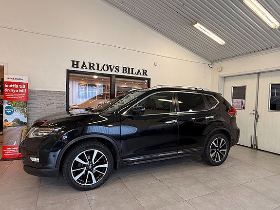 Nissan X-Trail 3 of 5