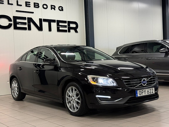 Volvo S60 5 of 5