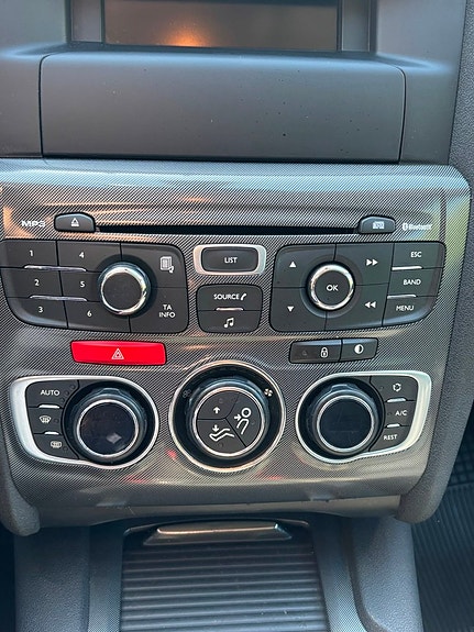 Citroen C4 12 of 14