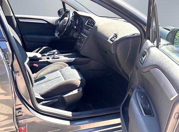 Citroen C4 9 of 14