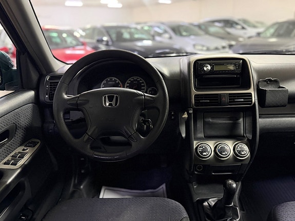 Honda CR-V 12 of 16