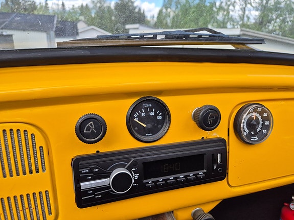 Volkswagen 1500 13 of 20