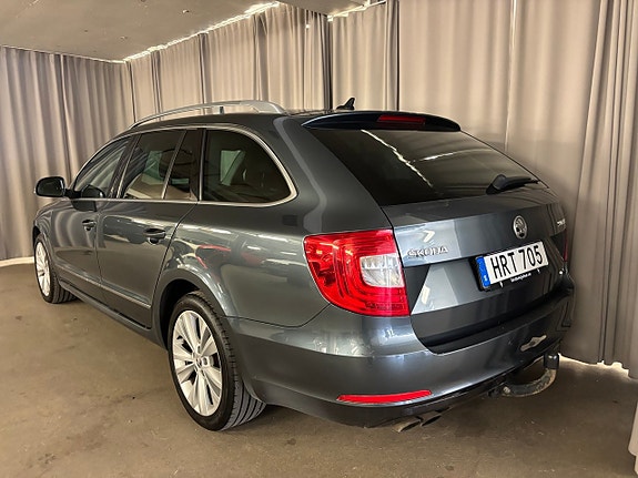 Skoda Superb 5 of 5