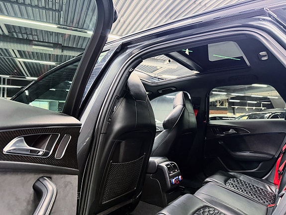 Audi RS6 13 of 30