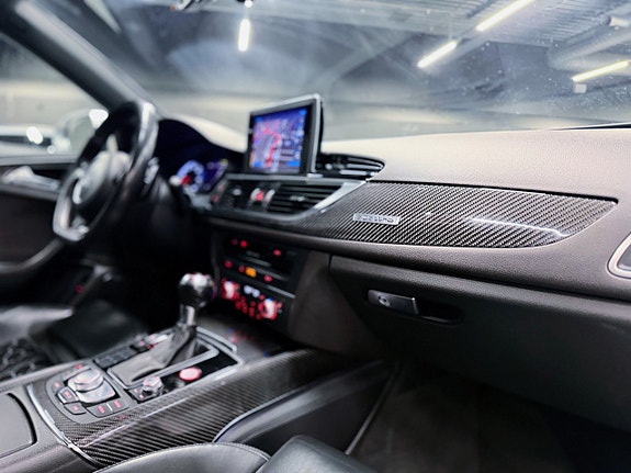 Audi RS6 24 of 30