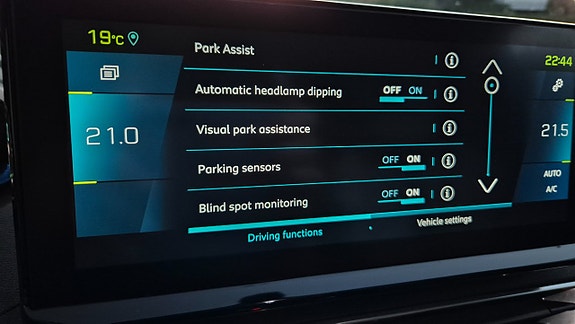 Peugeot 3008 27 of 29