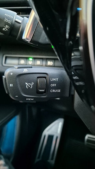 Peugeot 3008 23 of 30