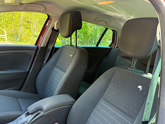 Renault Megane 6 of 8